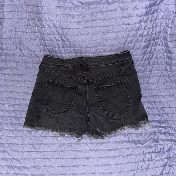 Universal Thread Shorts - Picture 7 of 8